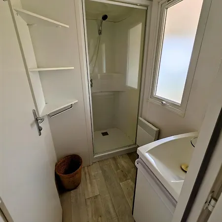 Mobil 4x8m Et Terrasse 18m2 Evrunes