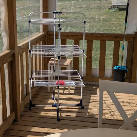 Camping Mobil 4x8m Et Terrasse 18m2