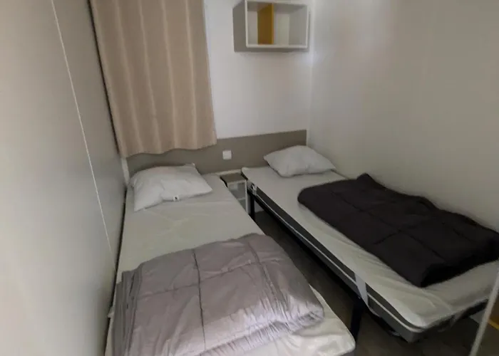 Mobil 4x8m Et Terrasse 18m2 * Evrunes